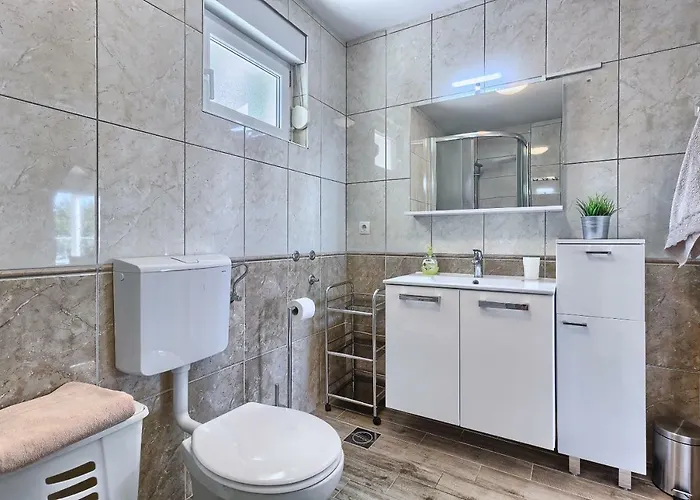 Atl * Rogoznica (Sibenik-Knin)